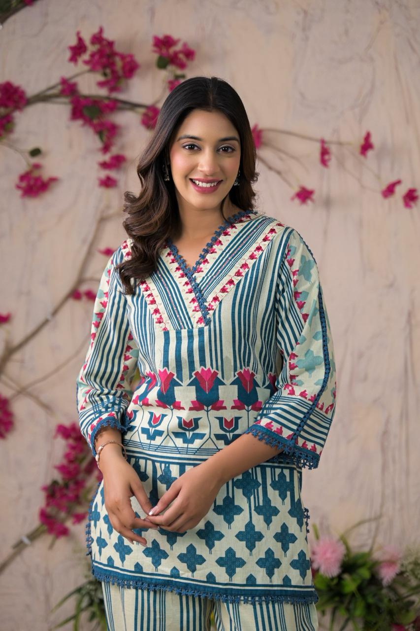 Women Elegant Cord set - blue